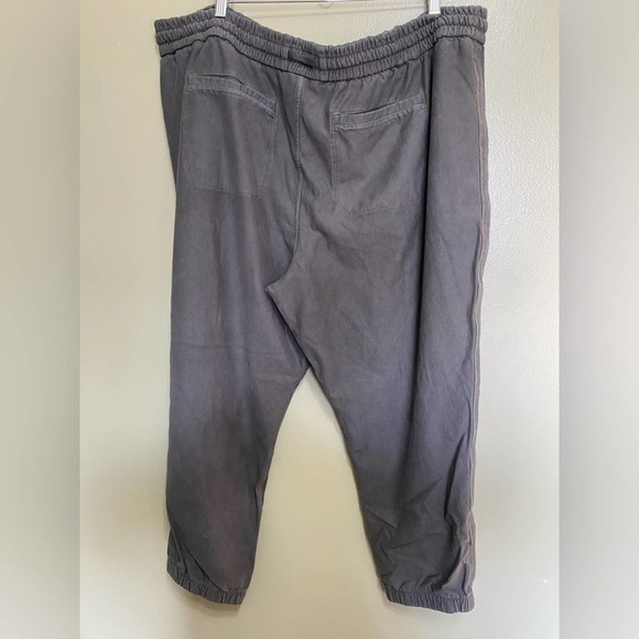 Army Green Athleta Pant - Picture 2 of 7